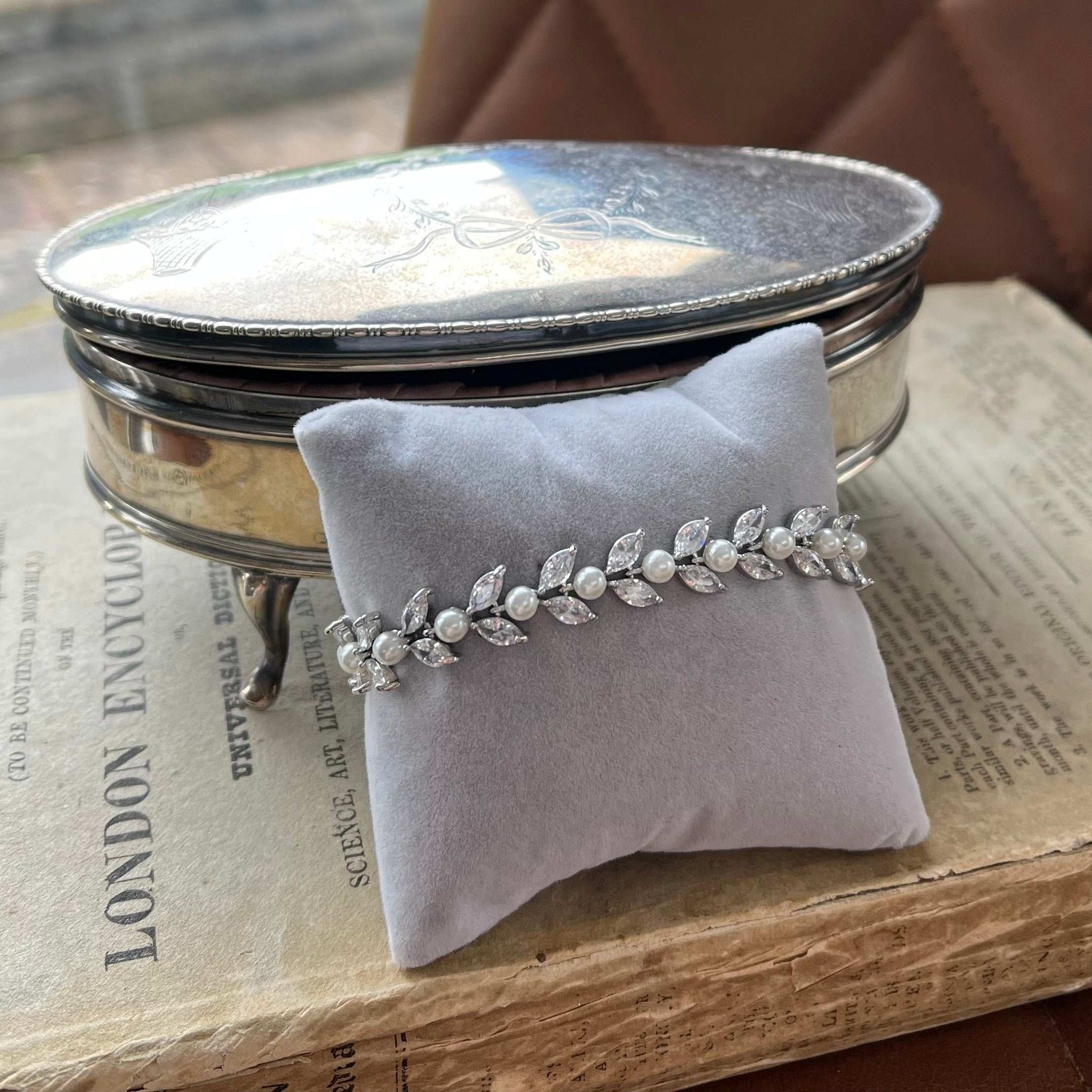 Aubrey, Silver Leaf Crystal & Pearl Bracelet