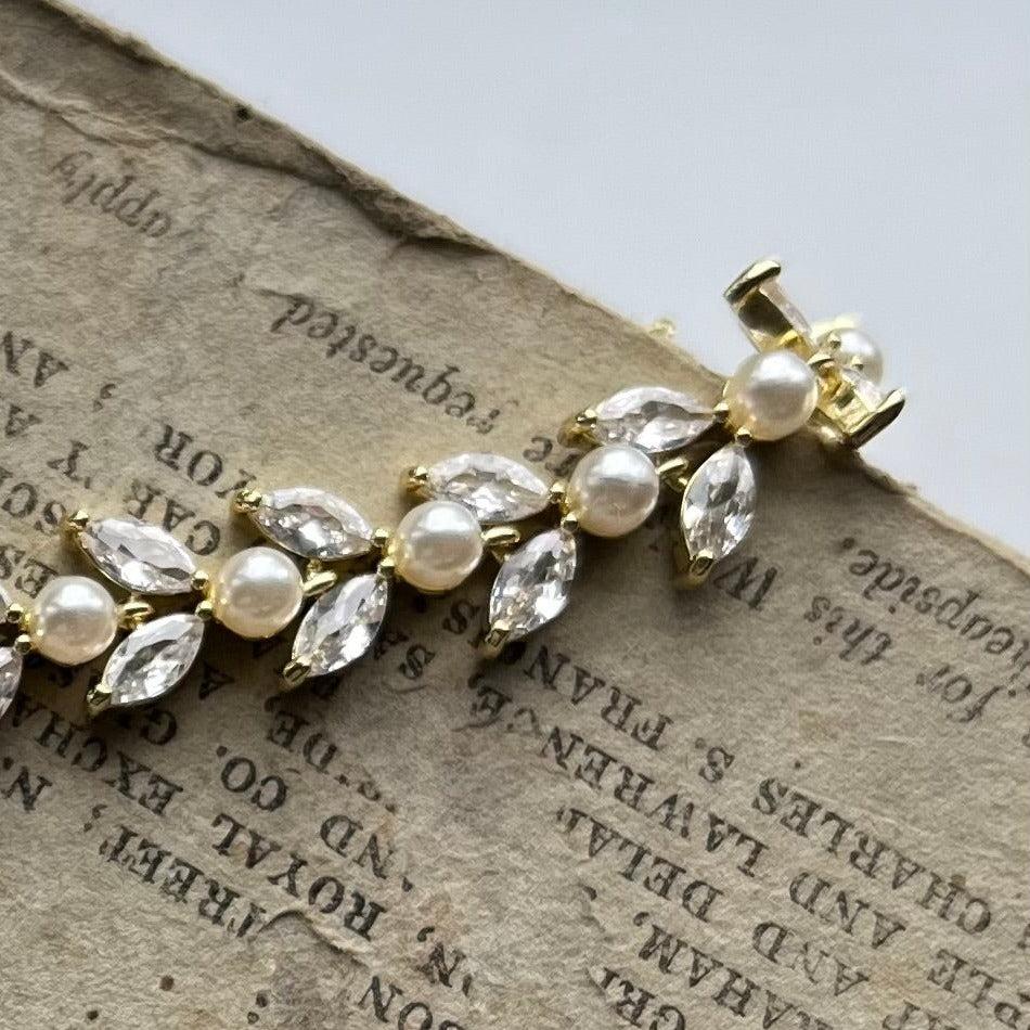 Aubrey, Gold Leaf Crystal & Pearl Bracelet