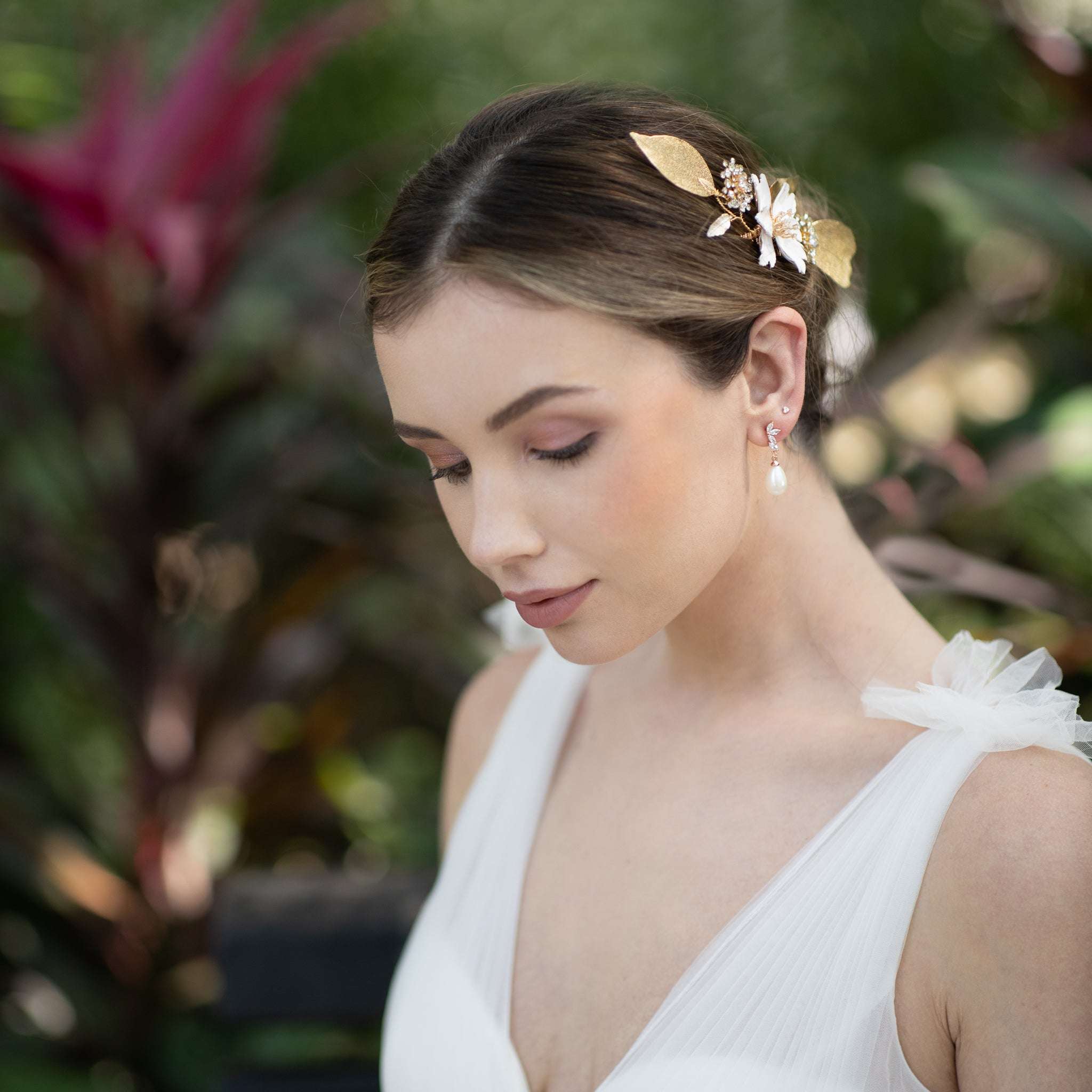 Jules Bridal - April, Grecian Floral Golden Leaf Hair Comb