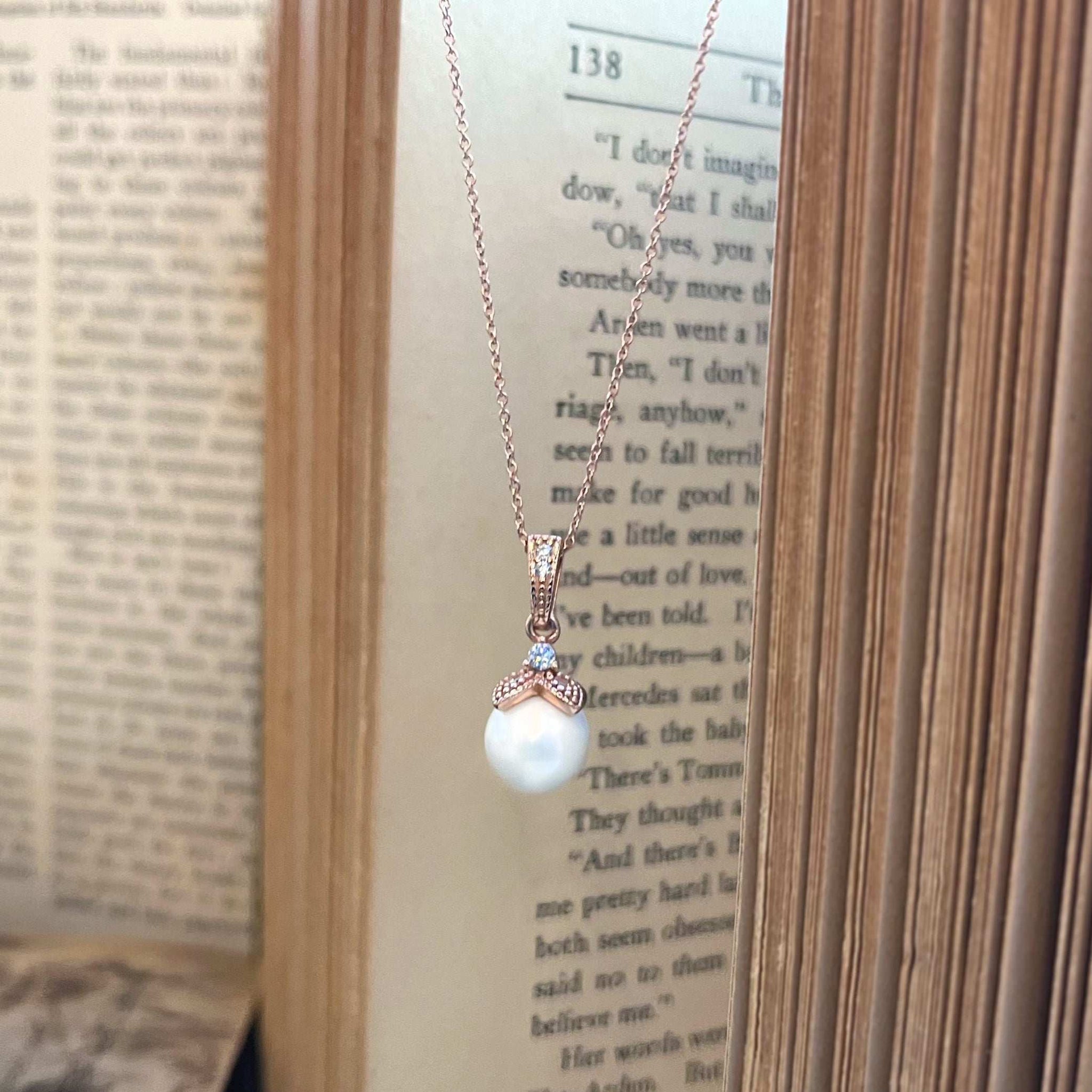 Ariel, Rose Gold Old Hollywood Style Pendant