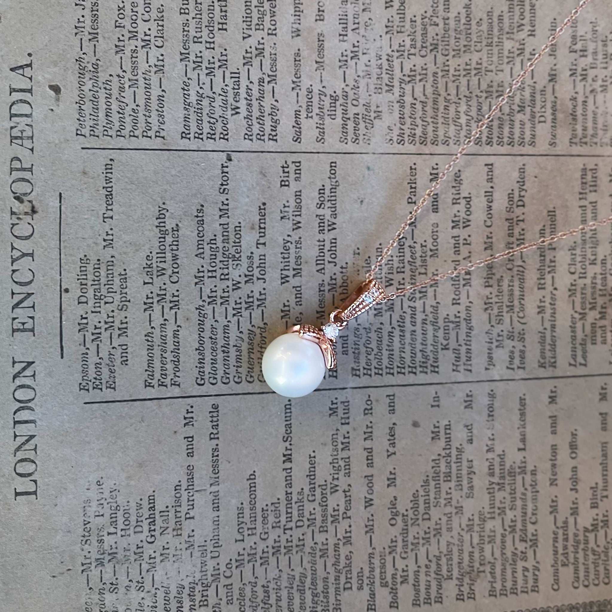 Ariel, Rose Gold Old Hollywood Style Pendant
