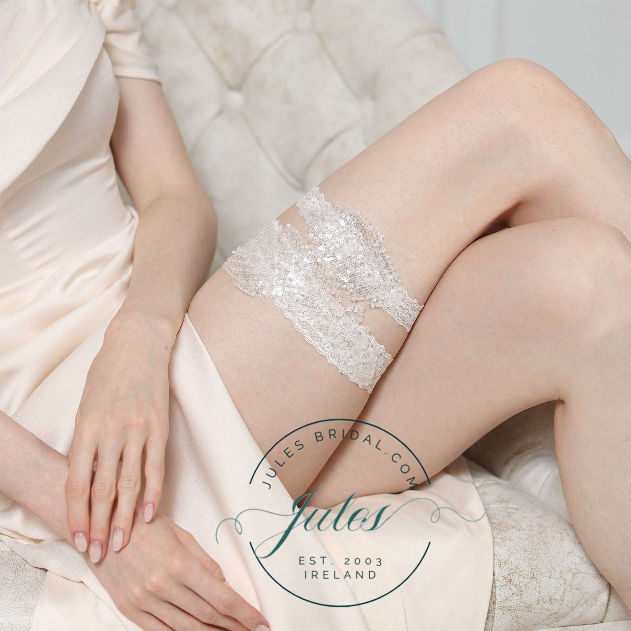 Astrilde, Feather Sequin Lace Garter Set