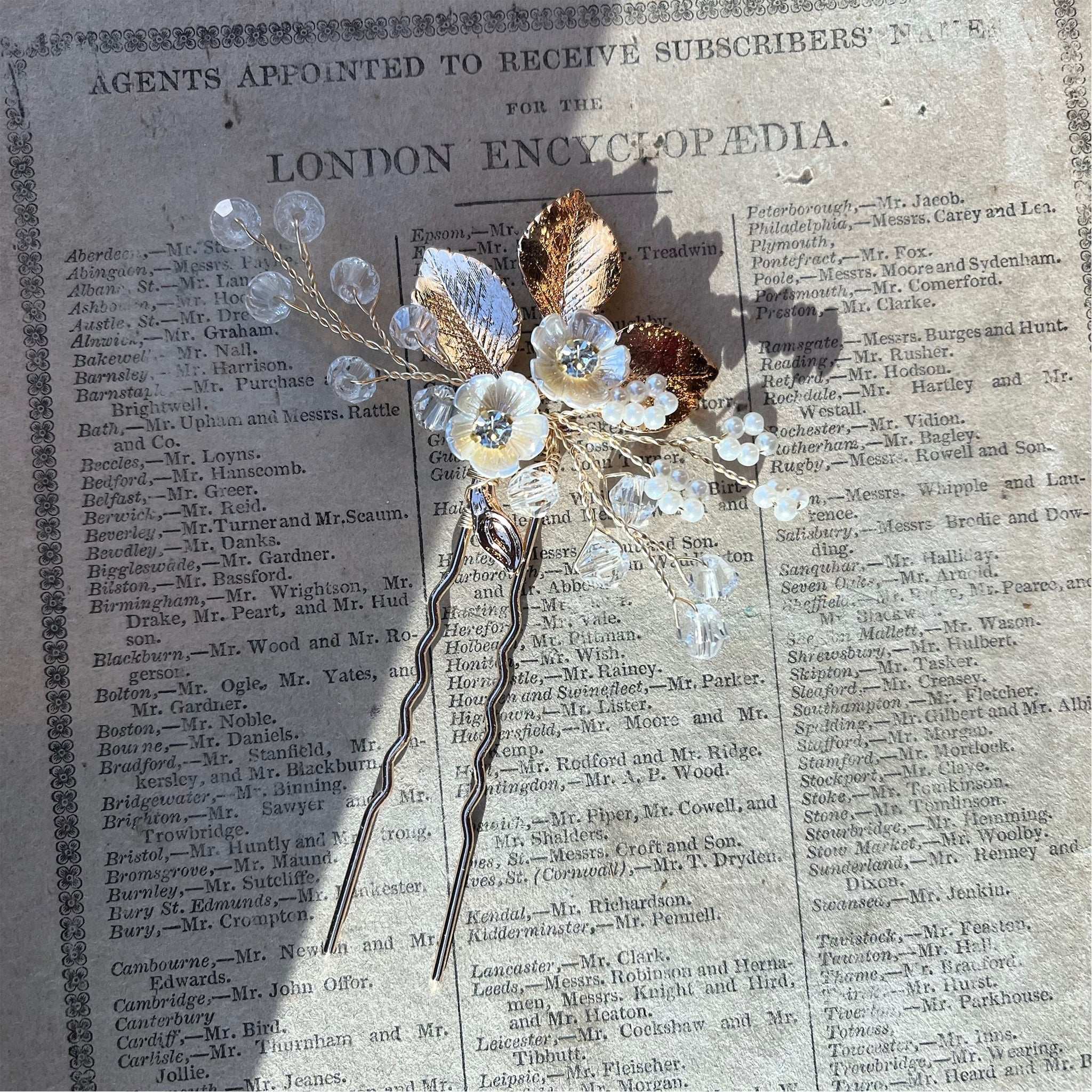 Jules Bridal - Bergdis, Golden Floral Beaded Hair Pin