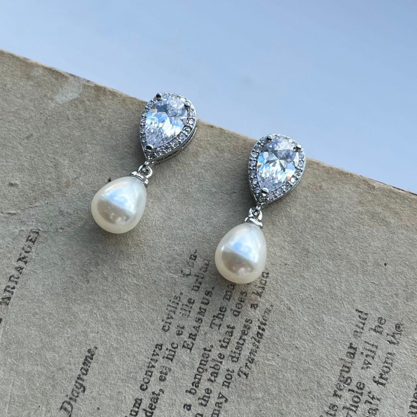 Alisha, Teardrop Pearl Silver Earrings