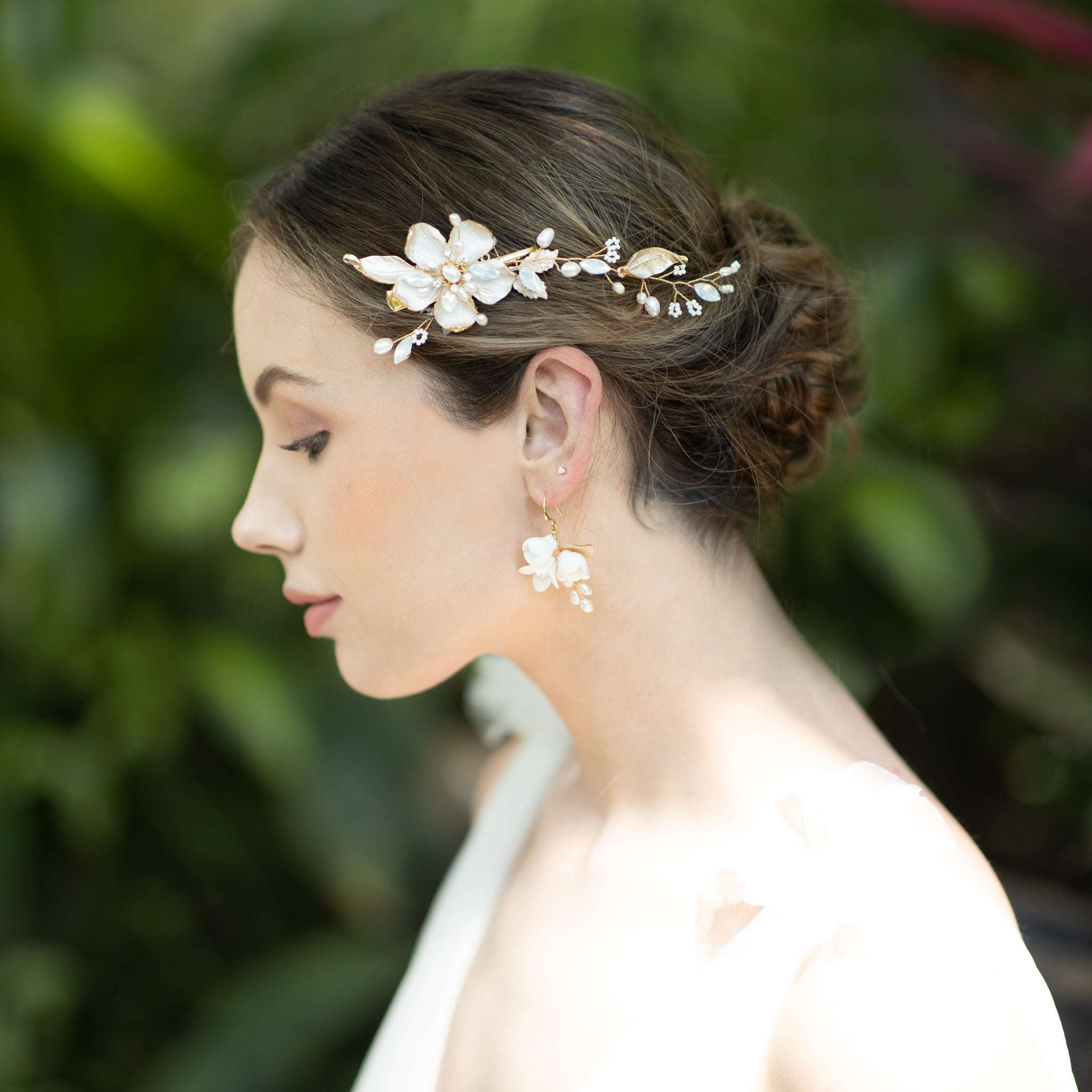 Jules Bridal - Emilia, Pearl & Opal Floral Hair Clip in Gold