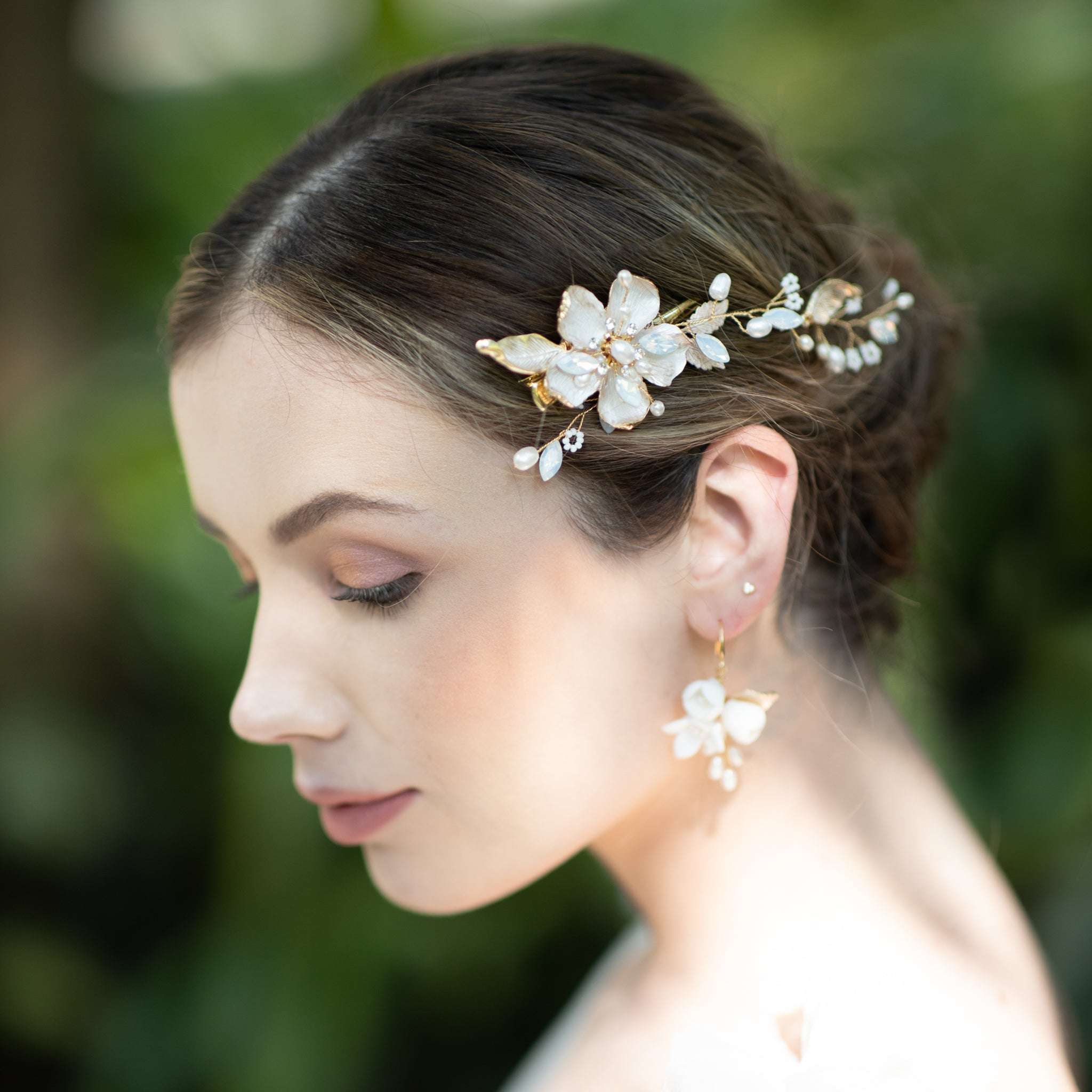 Jules Bridal - Emilia, Pearl & Opal Floral Hair Clip in Gold