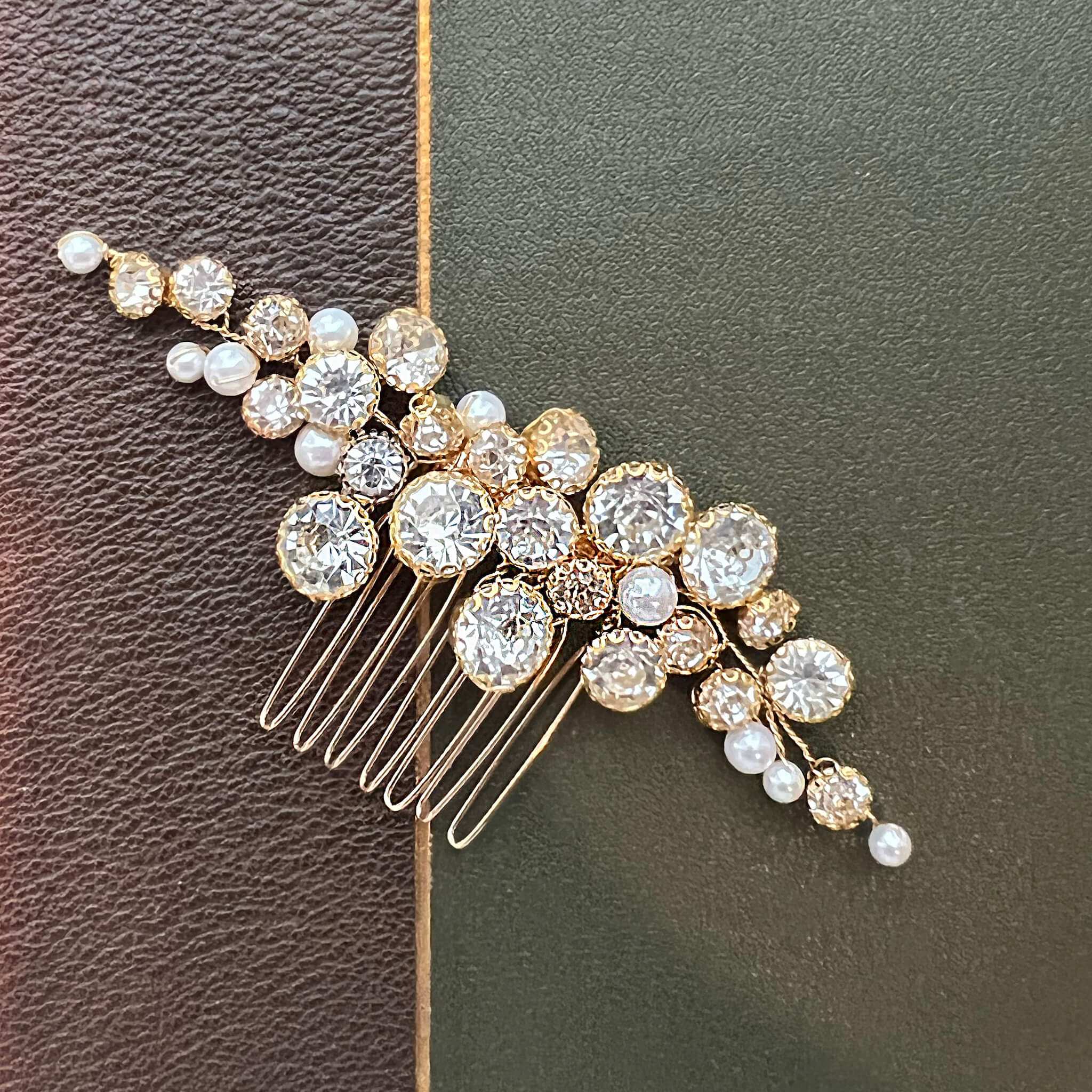 Jules Bridal - Estelle, Crystal and Pearl Hair Comb in Gold