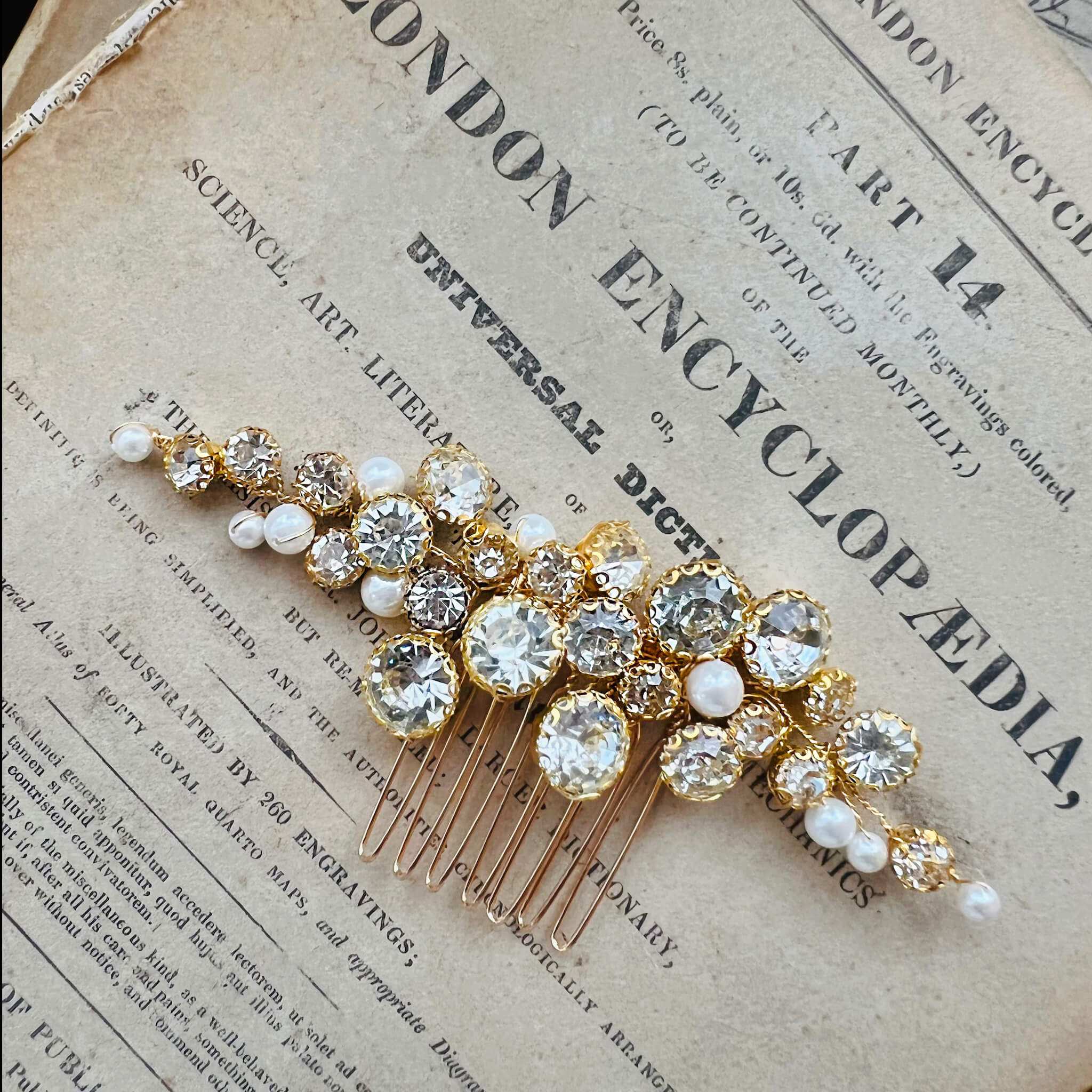 Jules Bridal - Estelle, Crystal and Pearl Hair Comb in Gold