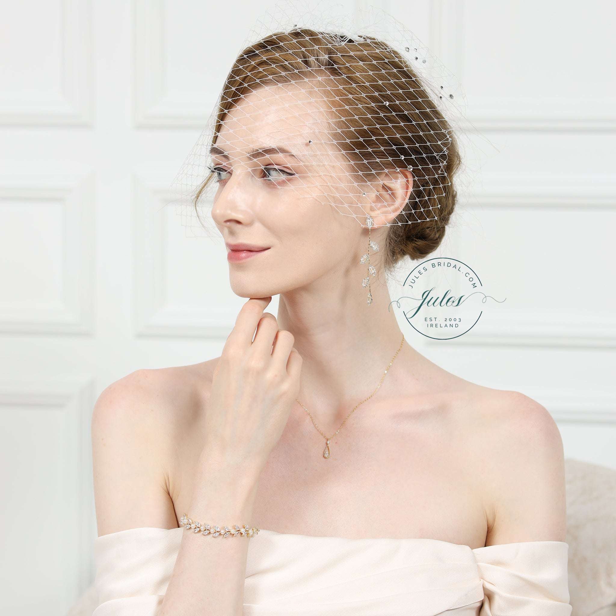 Estrid, Bridal Earrings in Gold