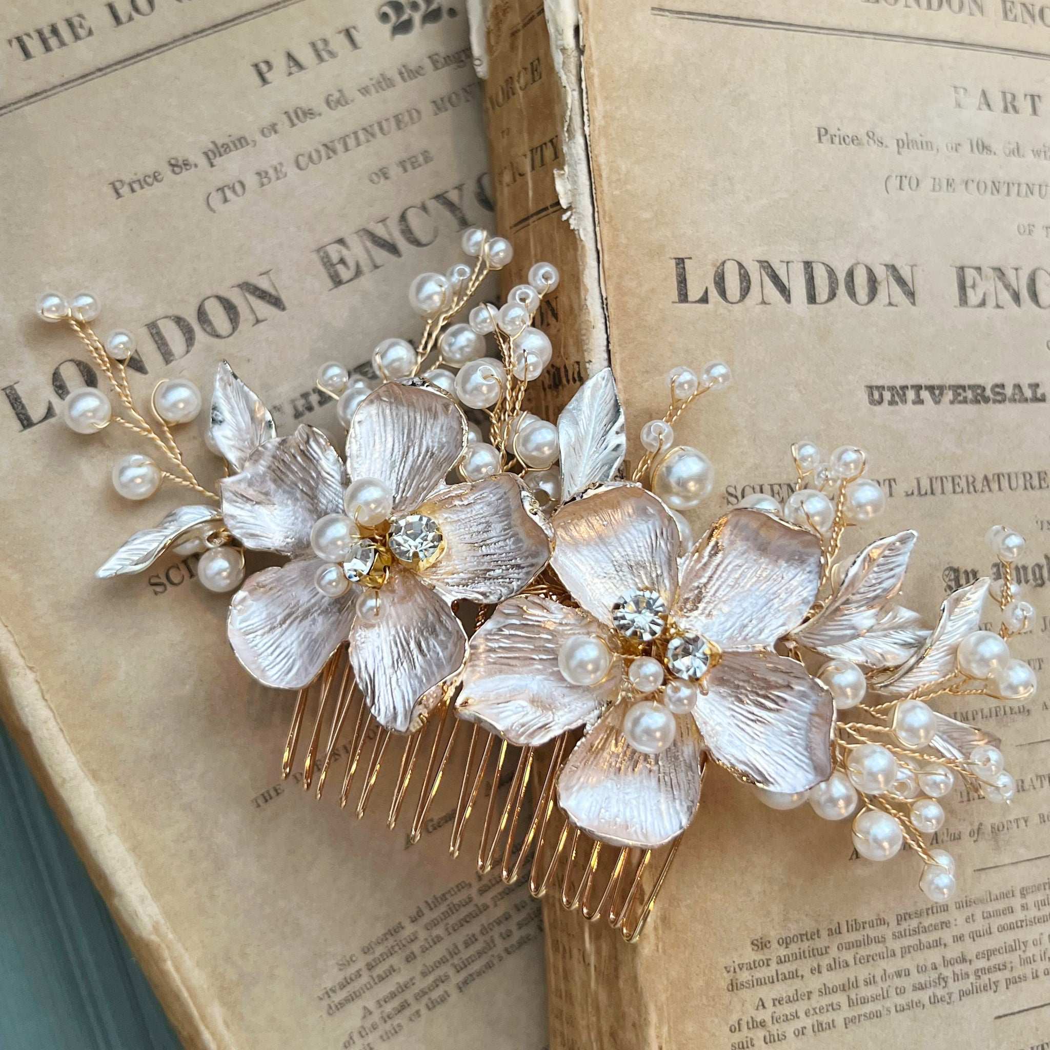 Jules Bridal - Flora, Hair Comb with Pearls & Crystals