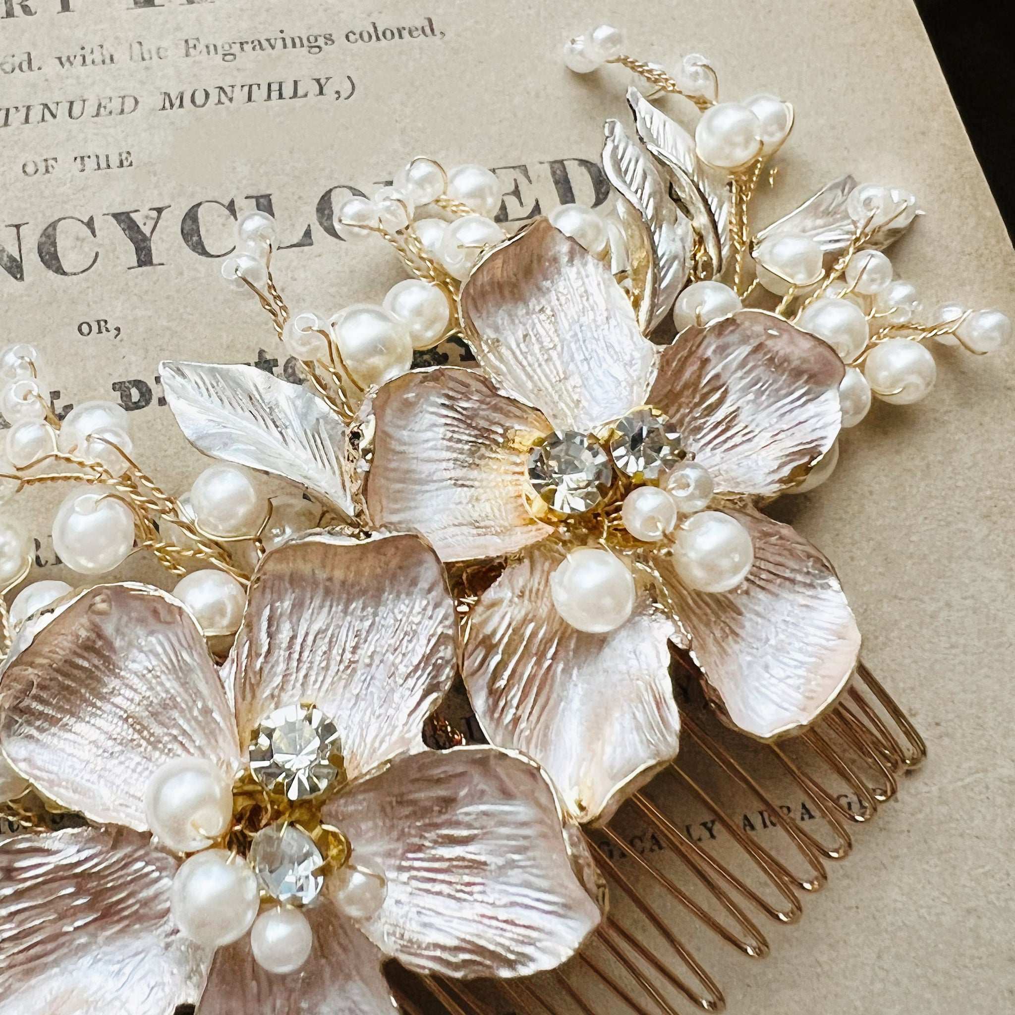 Jules Bridal - Flora, Hair Comb with Pearls & Crystals