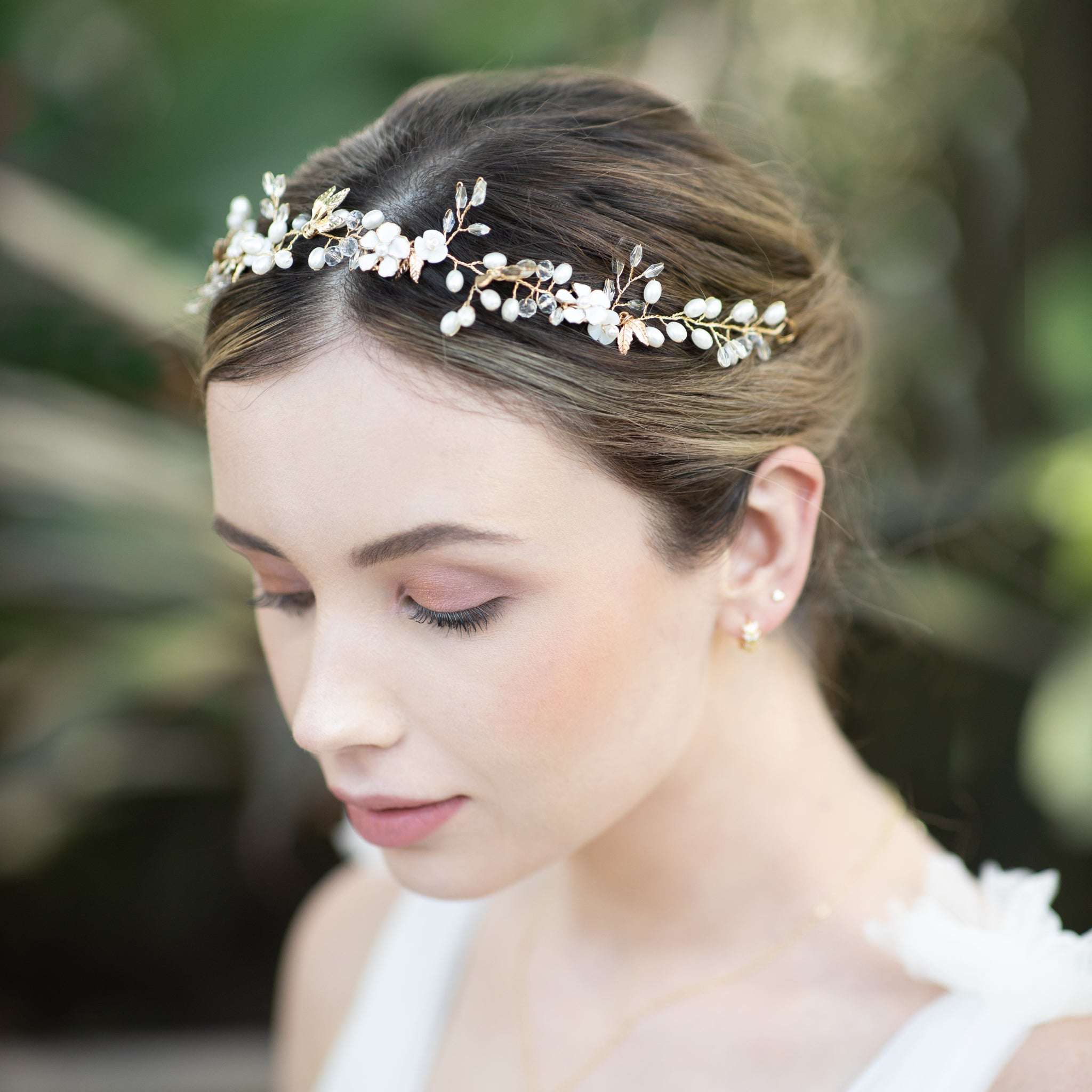 Jules Bridal - Freja, Floral Pearl Golden Leaf Hair Vine
