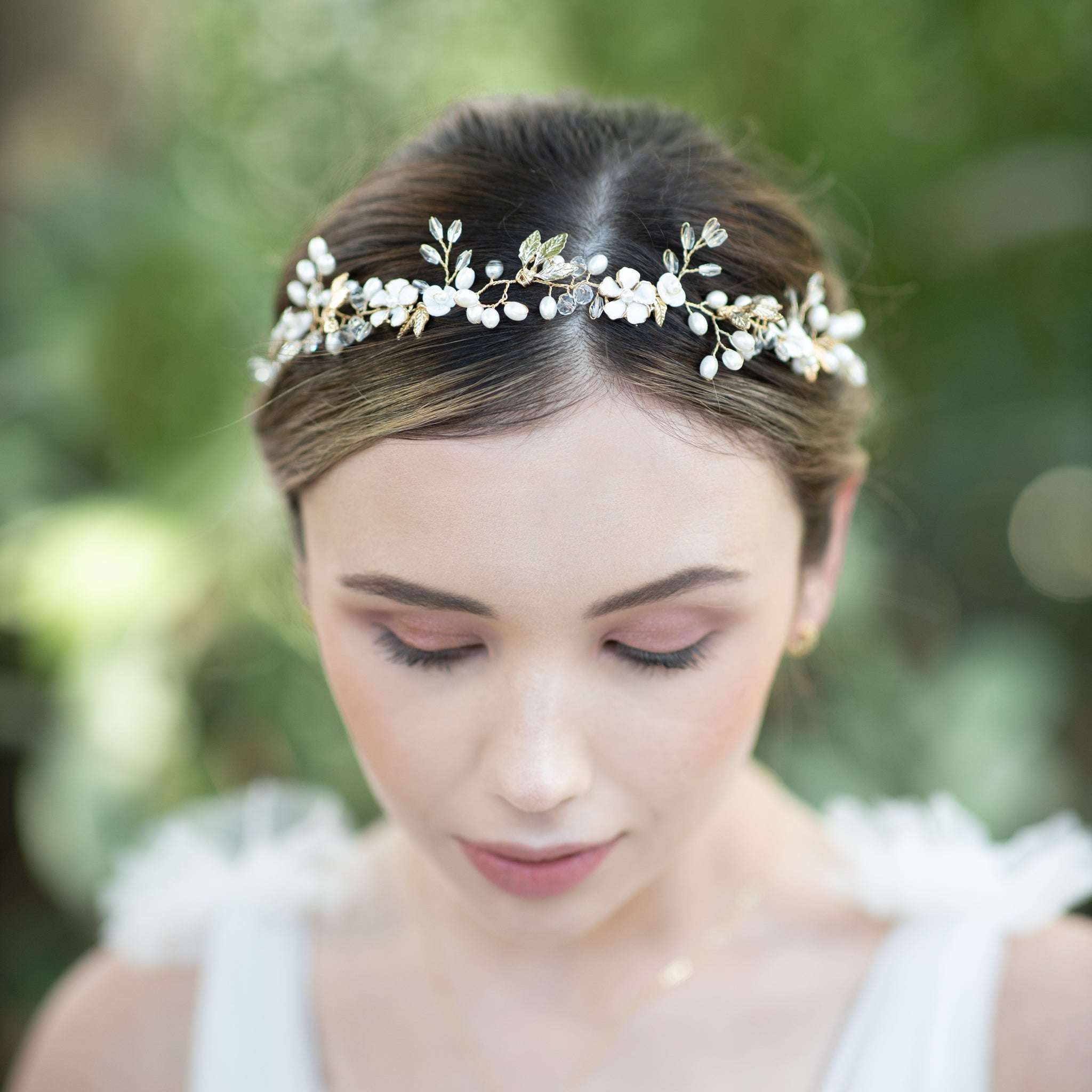 Jules Bridal - Freja, Floral Pearl Golden Leaf Hair Vine