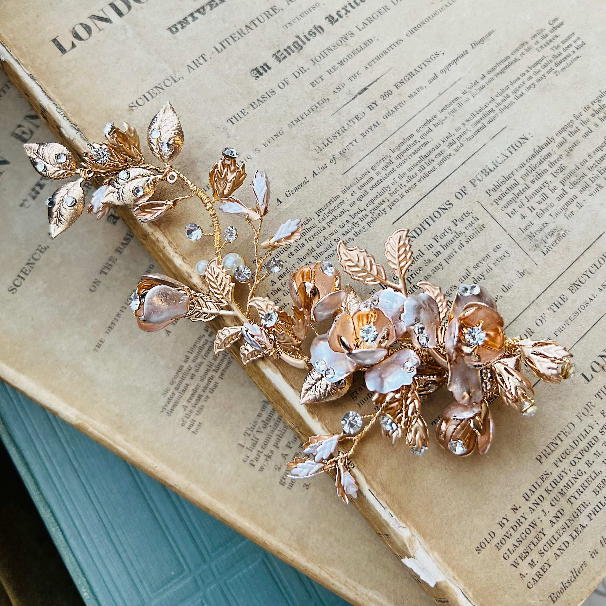 Jules Bridal - Gaia, Golden Goddess Floral Hair Clip