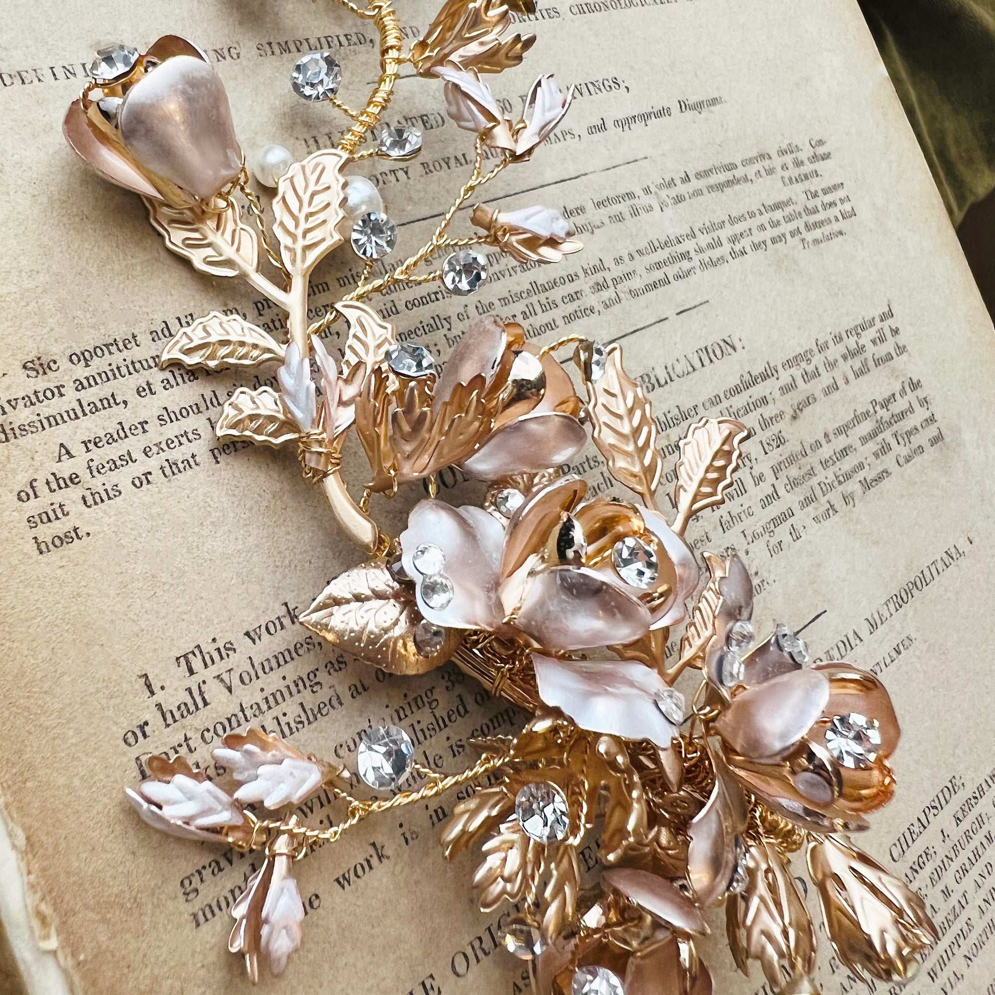 Jules Bridal - Gaia, Golden Goddess Floral Hair Clip