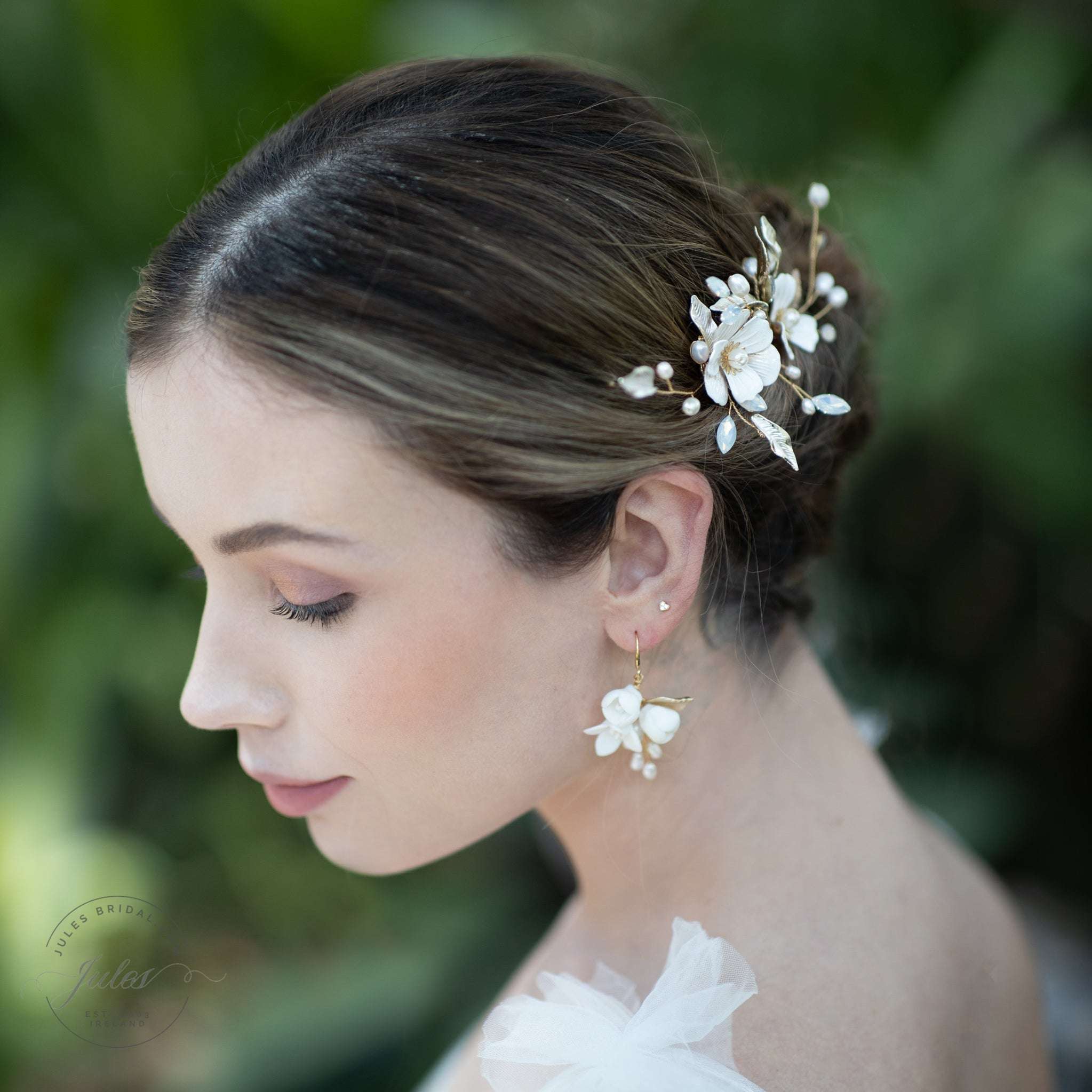 Jules Bridal - Helka, Pearl & Enamel Floral Hair Comb with Opal & Gold