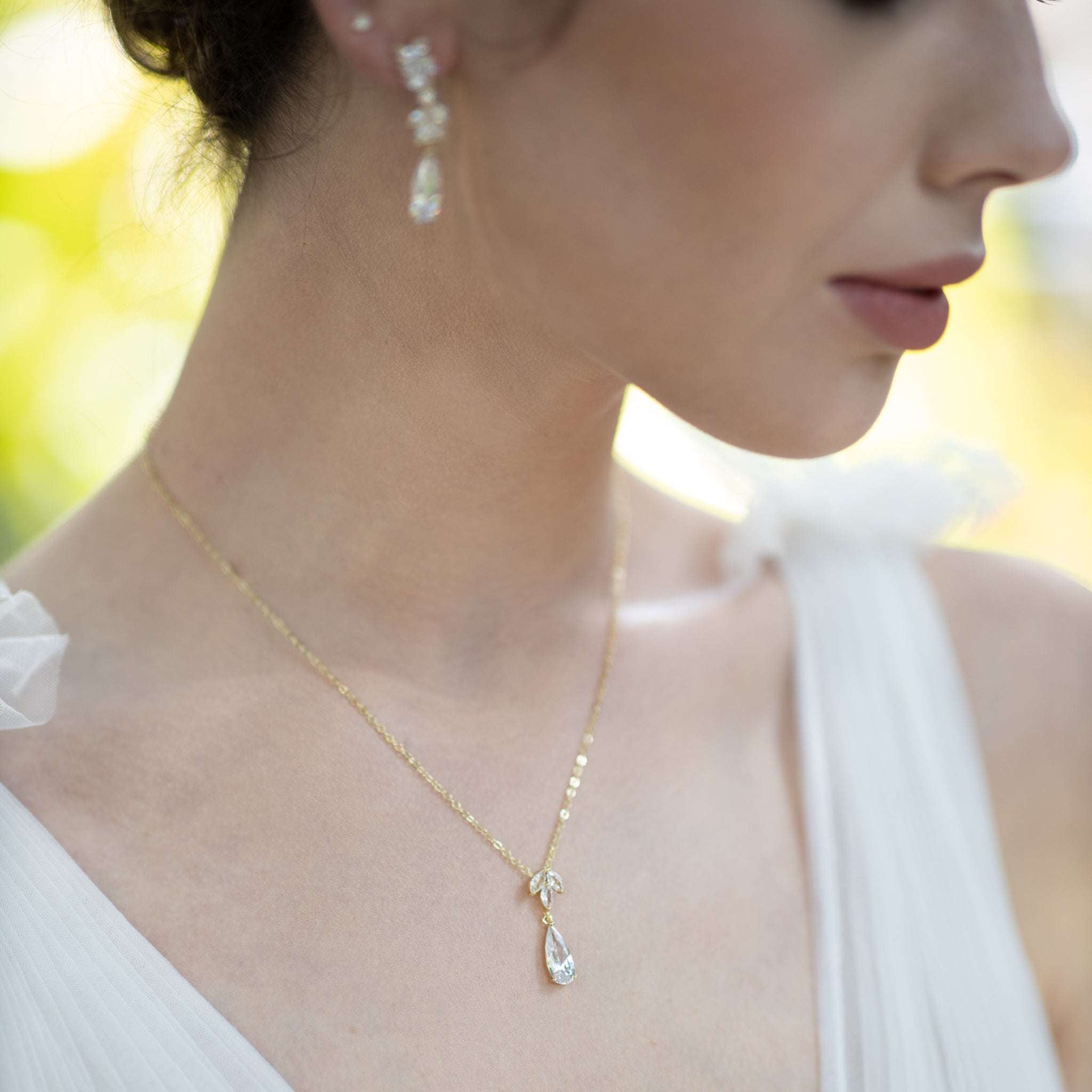 Jules Bridal - Alina, Goldtone Crystal Drop Pendant Necklace