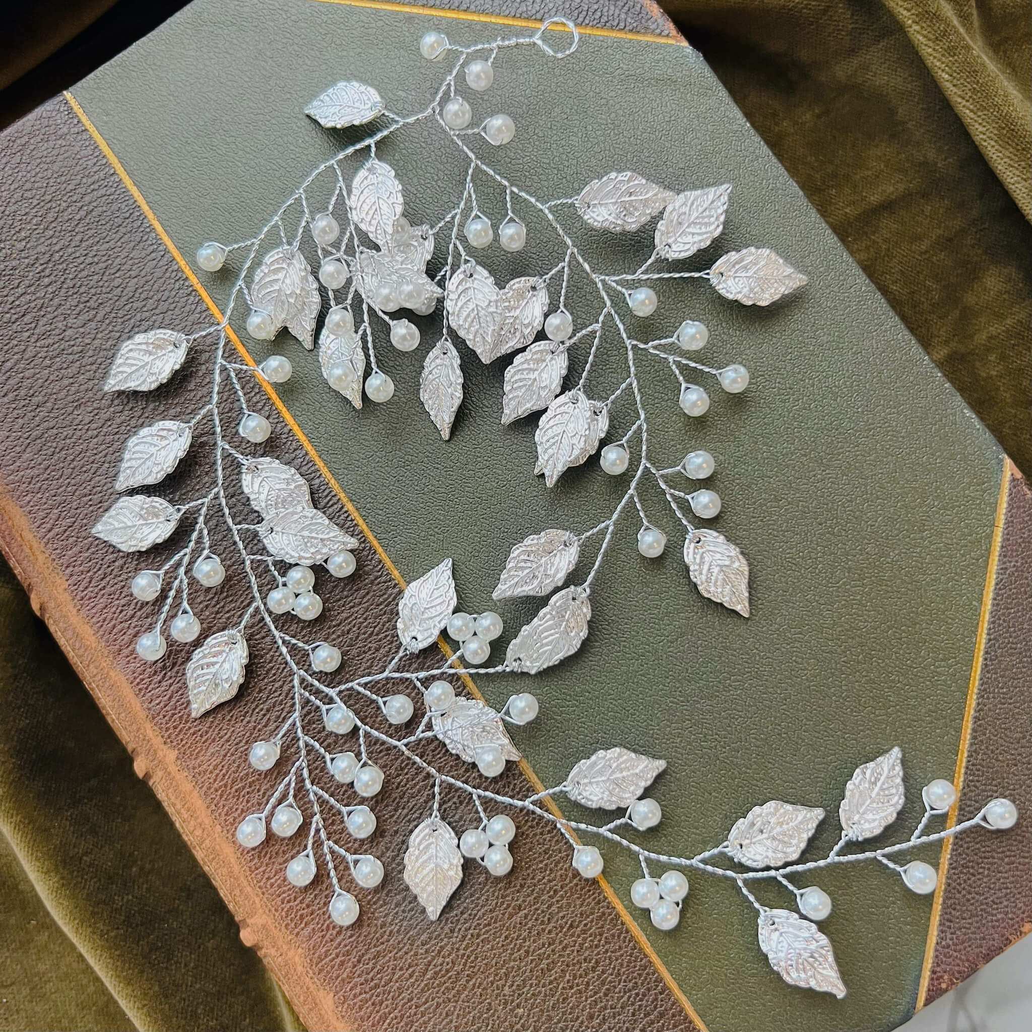 Jules Bridal - Liana, Silver Leaf Hair Vine with Pearls