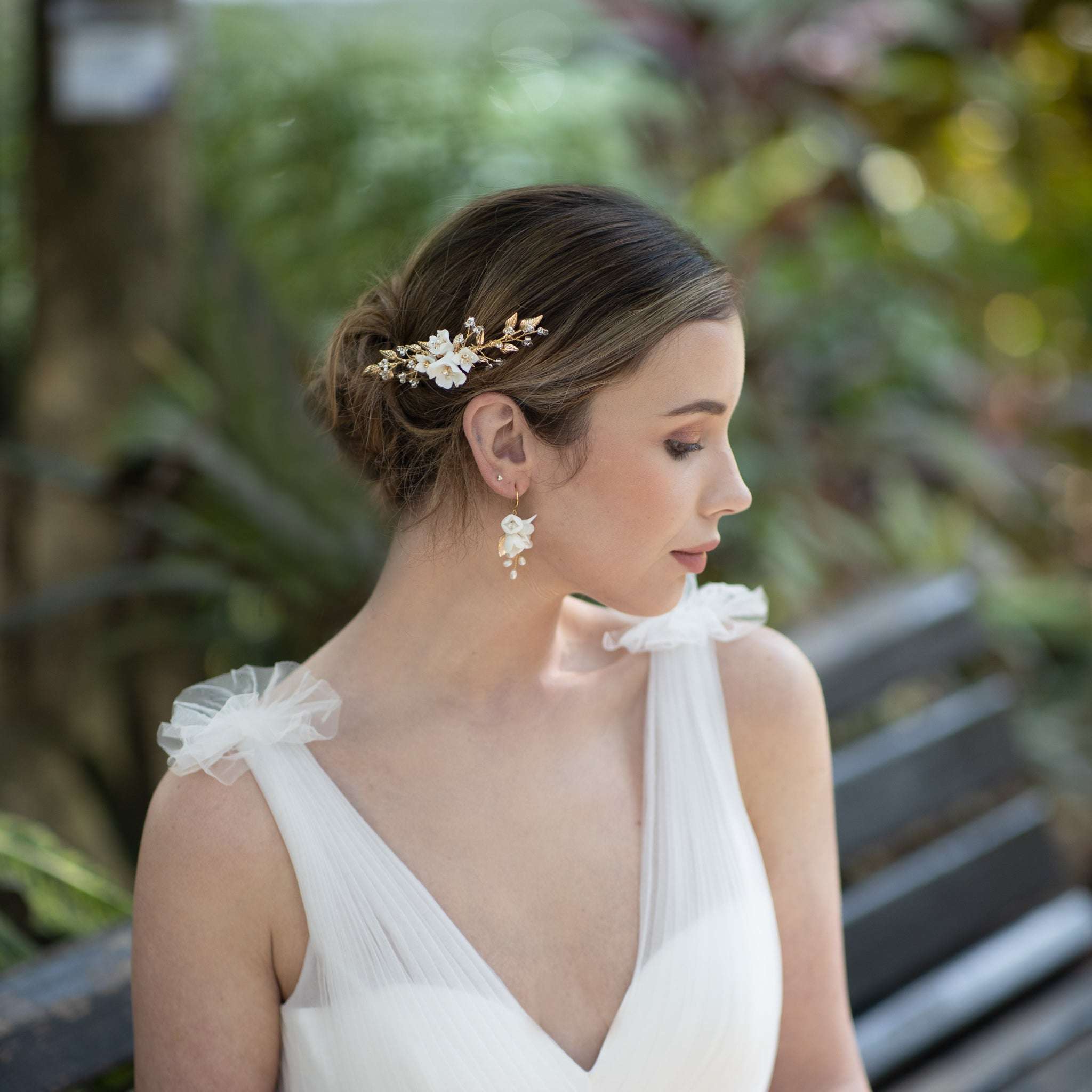 Jules Bridal - Magnhild, White Ceramic Floral Hair Comb in Gold