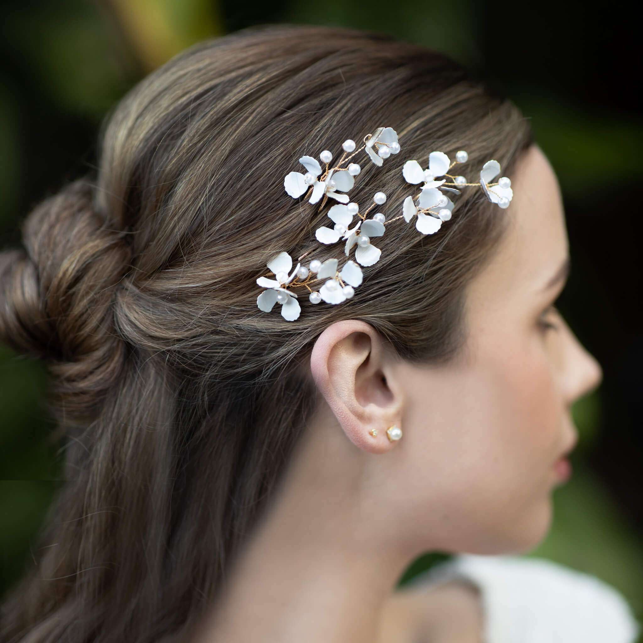 Jules Bridal - Nairna, Floral Hair Pin Set in Gold with Pearls