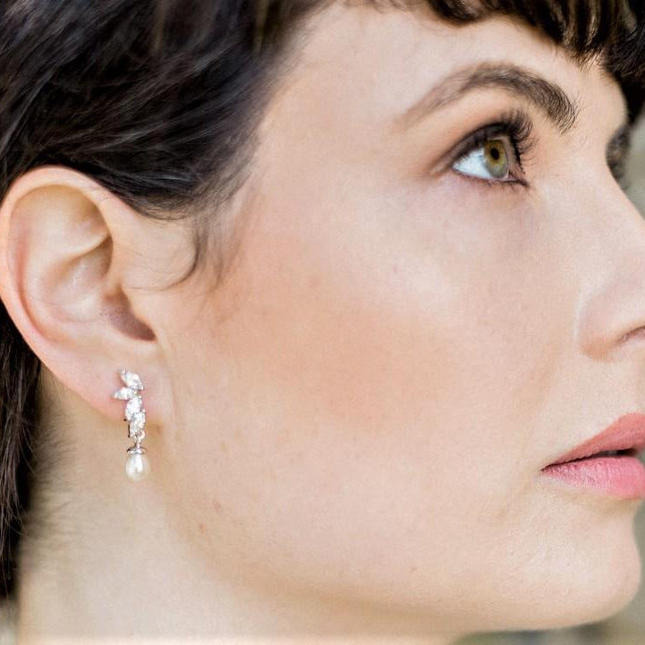 Shelly, Pearl Silver Earrings