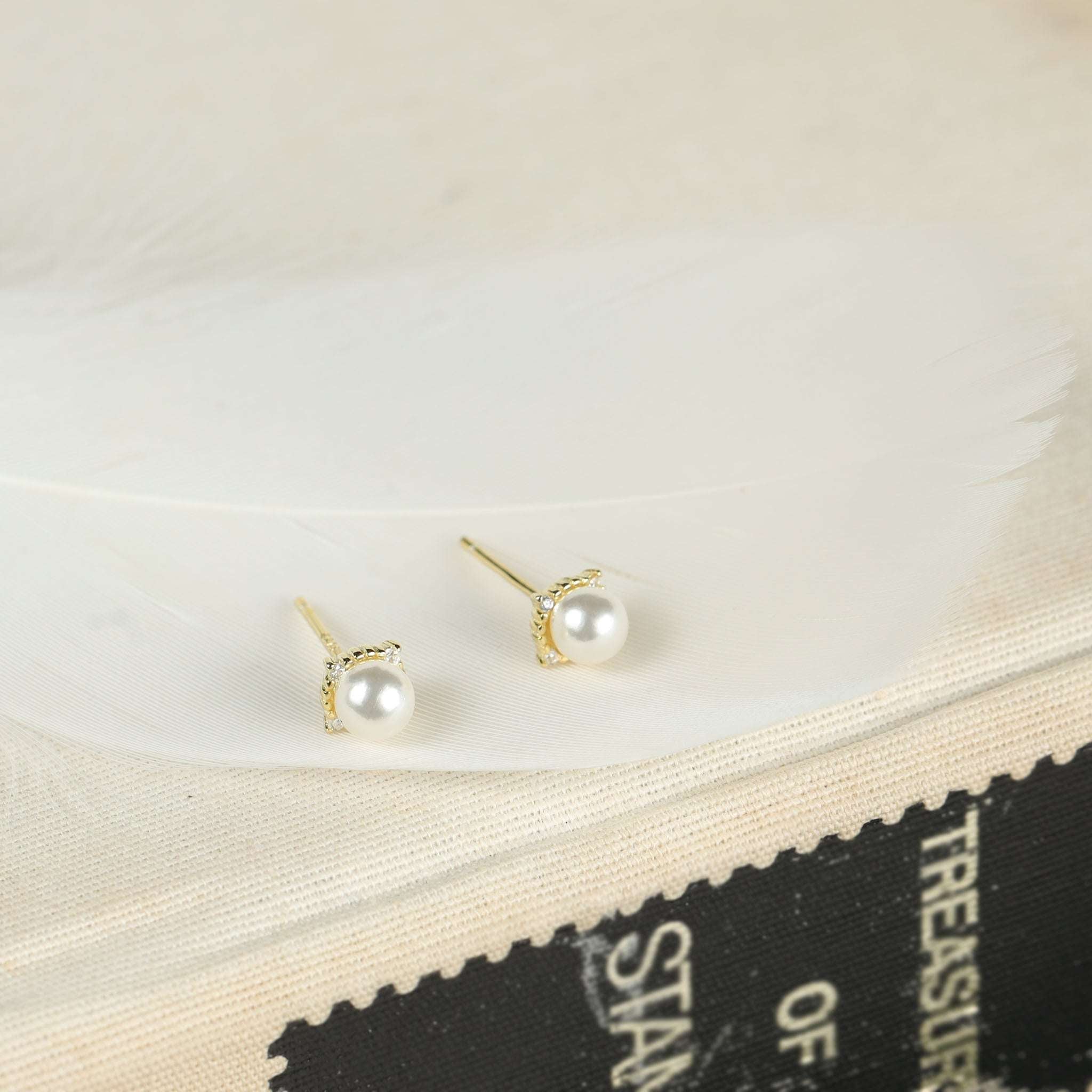 Jules Bridal - Zeus, Studs with Freshwater Pearl & Orbiting Crystal