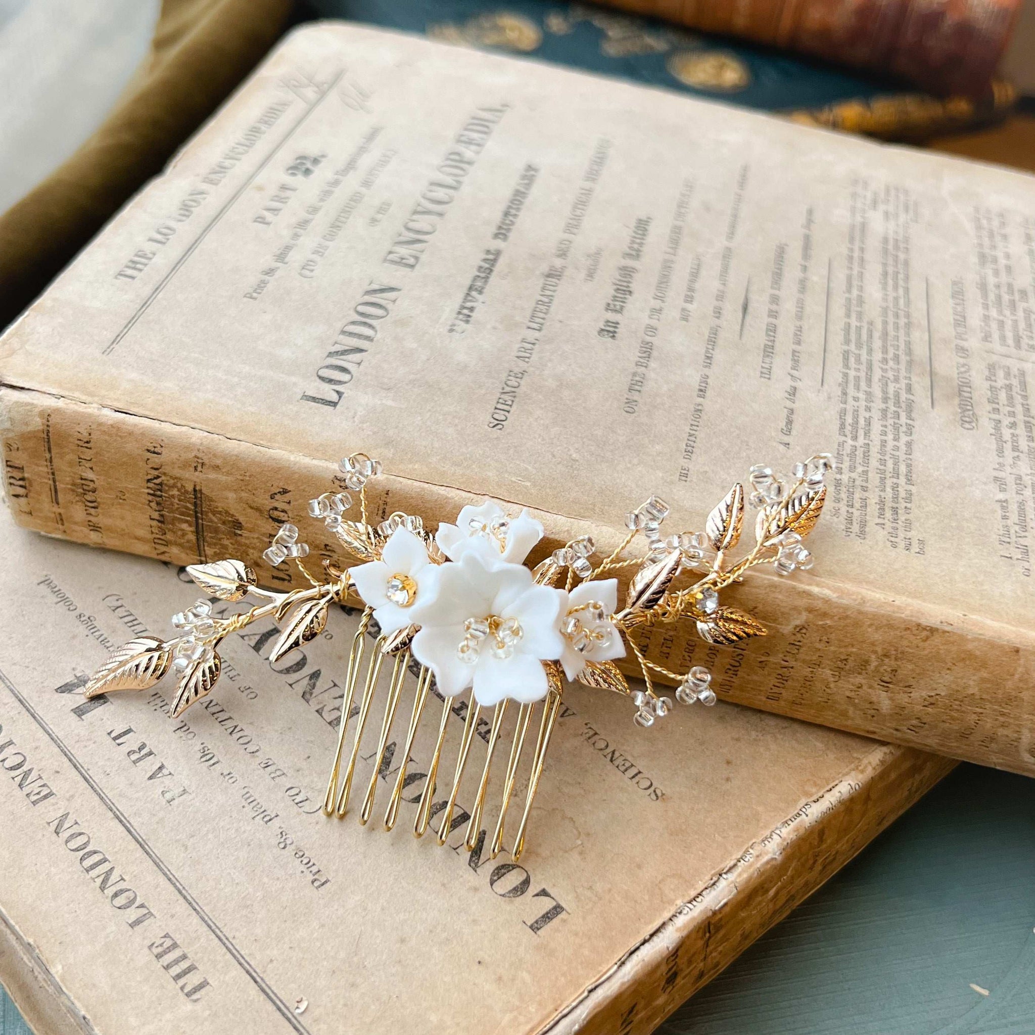 Jules Bridal - Magnhild, White Ceramic Floral Hair Comb in Gold