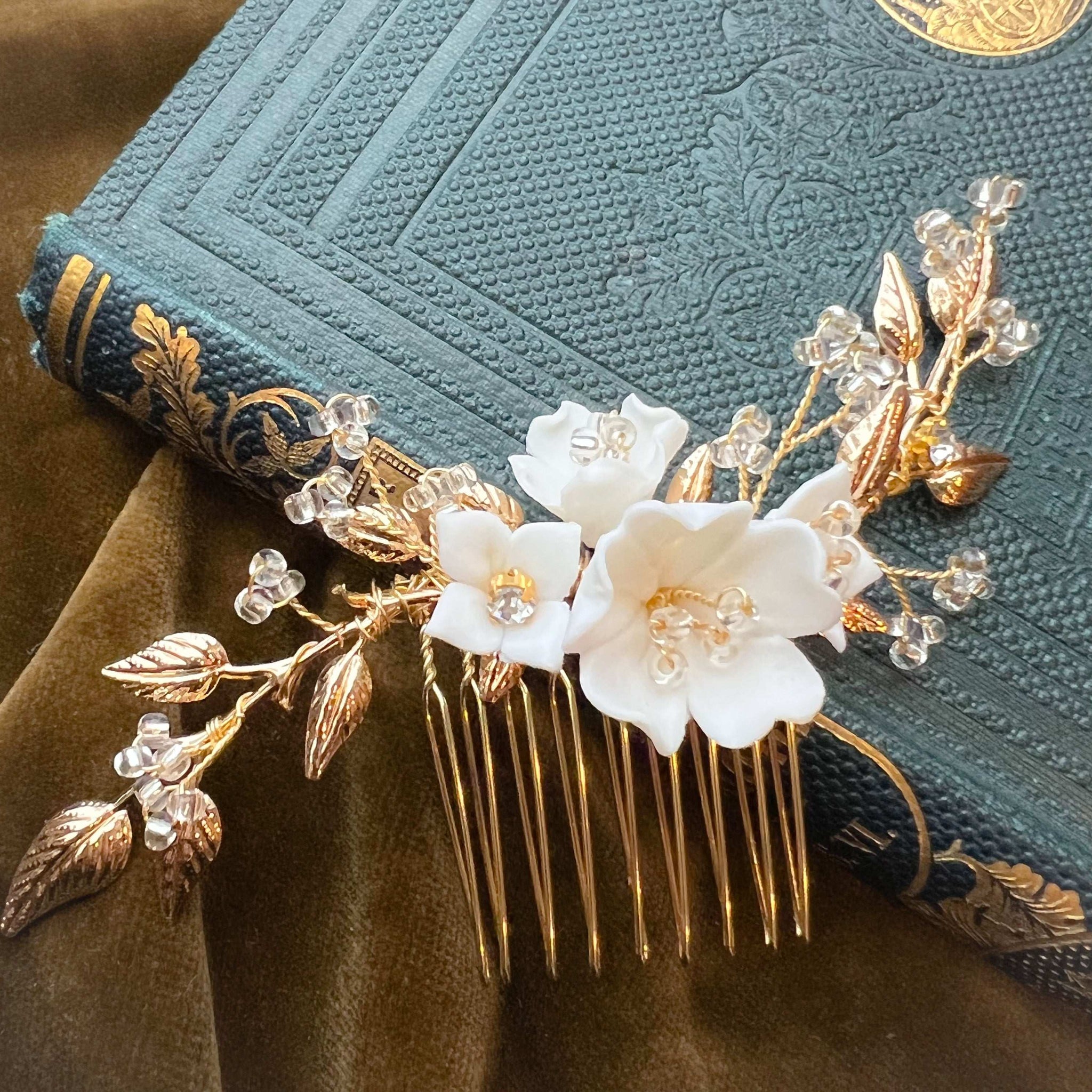 Jules Bridal - Magnhild, White Ceramic Floral Hair Comb in Gold
