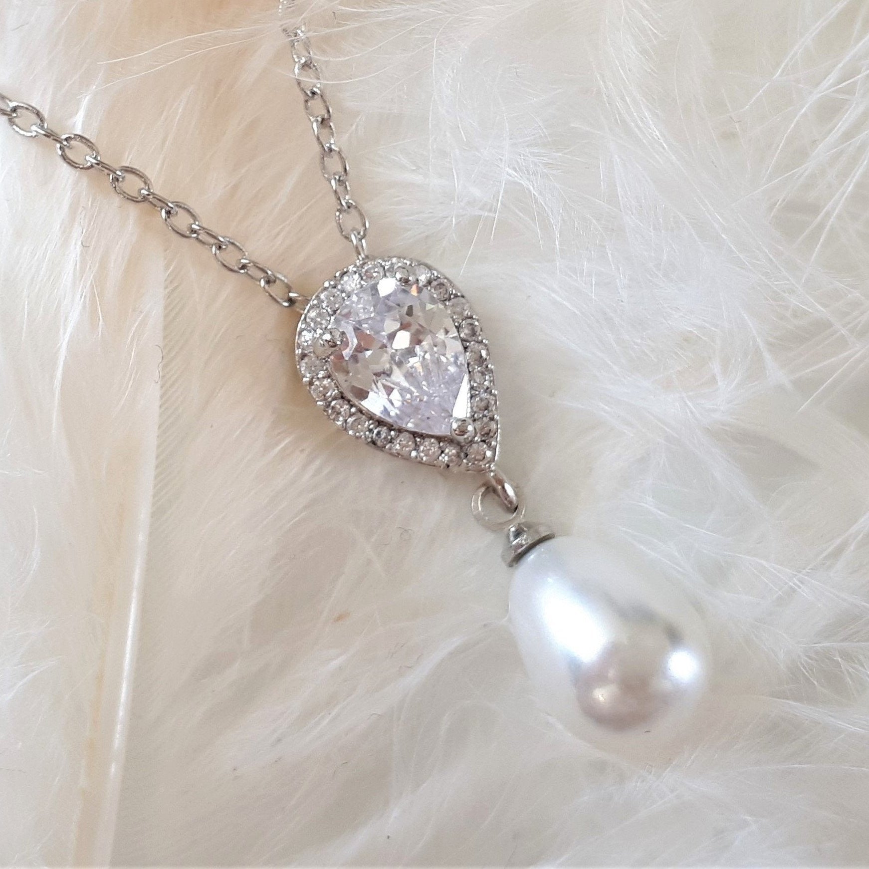 Jules Bridal - Alisha, Silver Freshwater Pearl Pendant