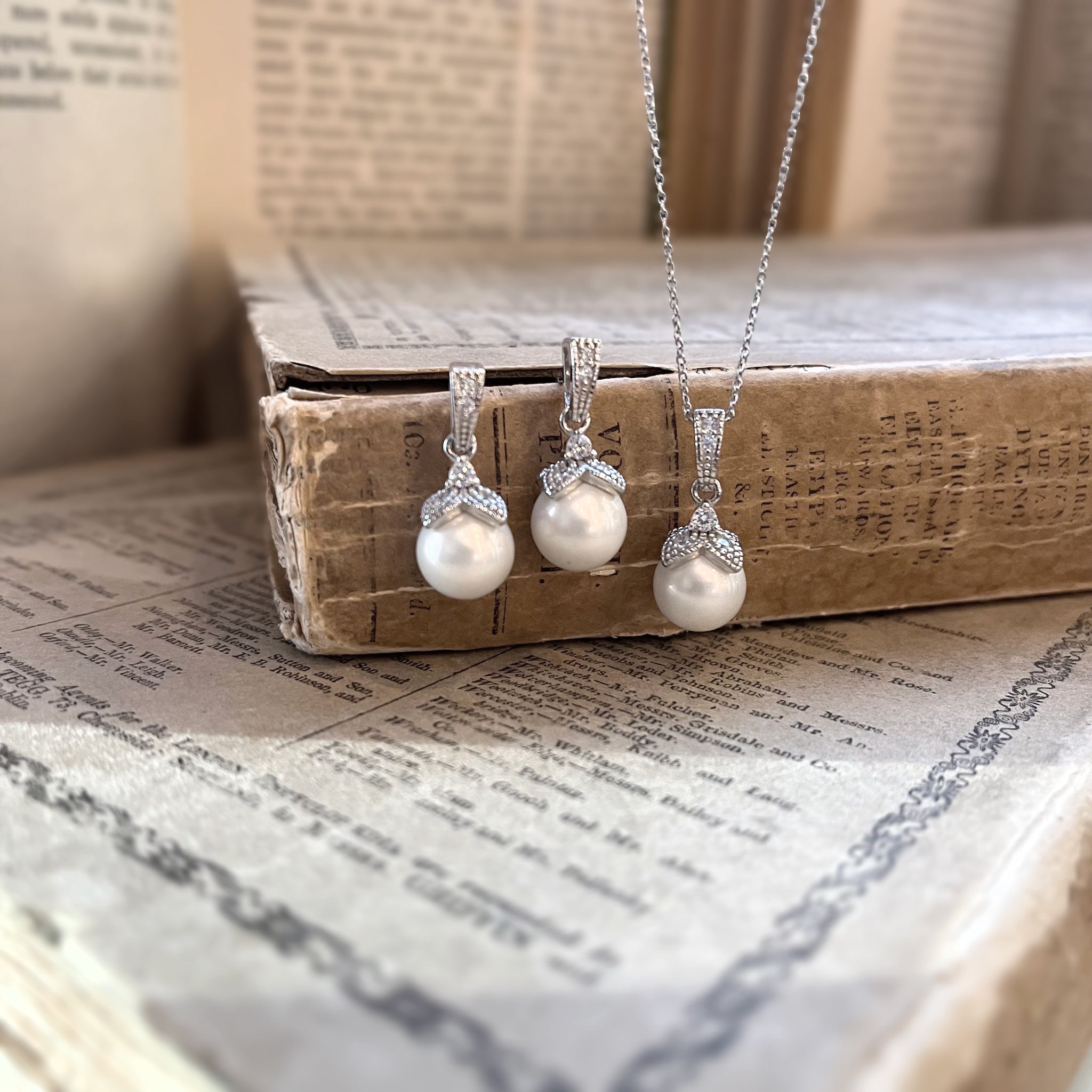 Ariel, Old Hollywood Crystal Drop Pearl Pendant & Earrings Set