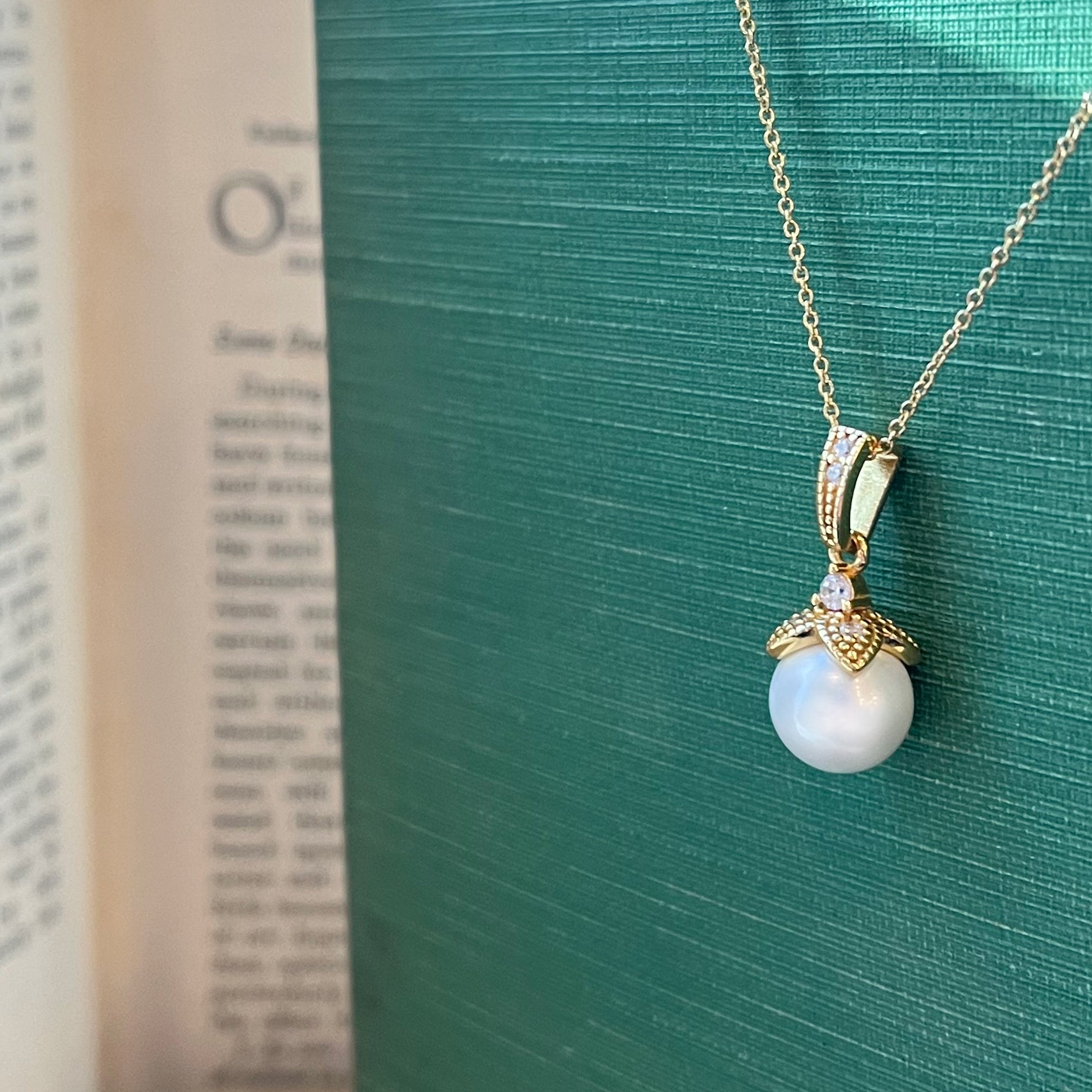 Ariel, Gold & Pearl Pendant