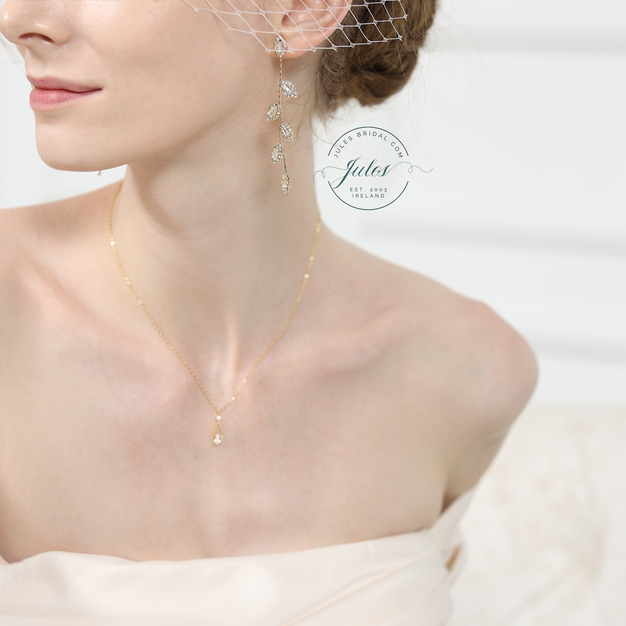 Estrid, Bridal Earrings in Gold