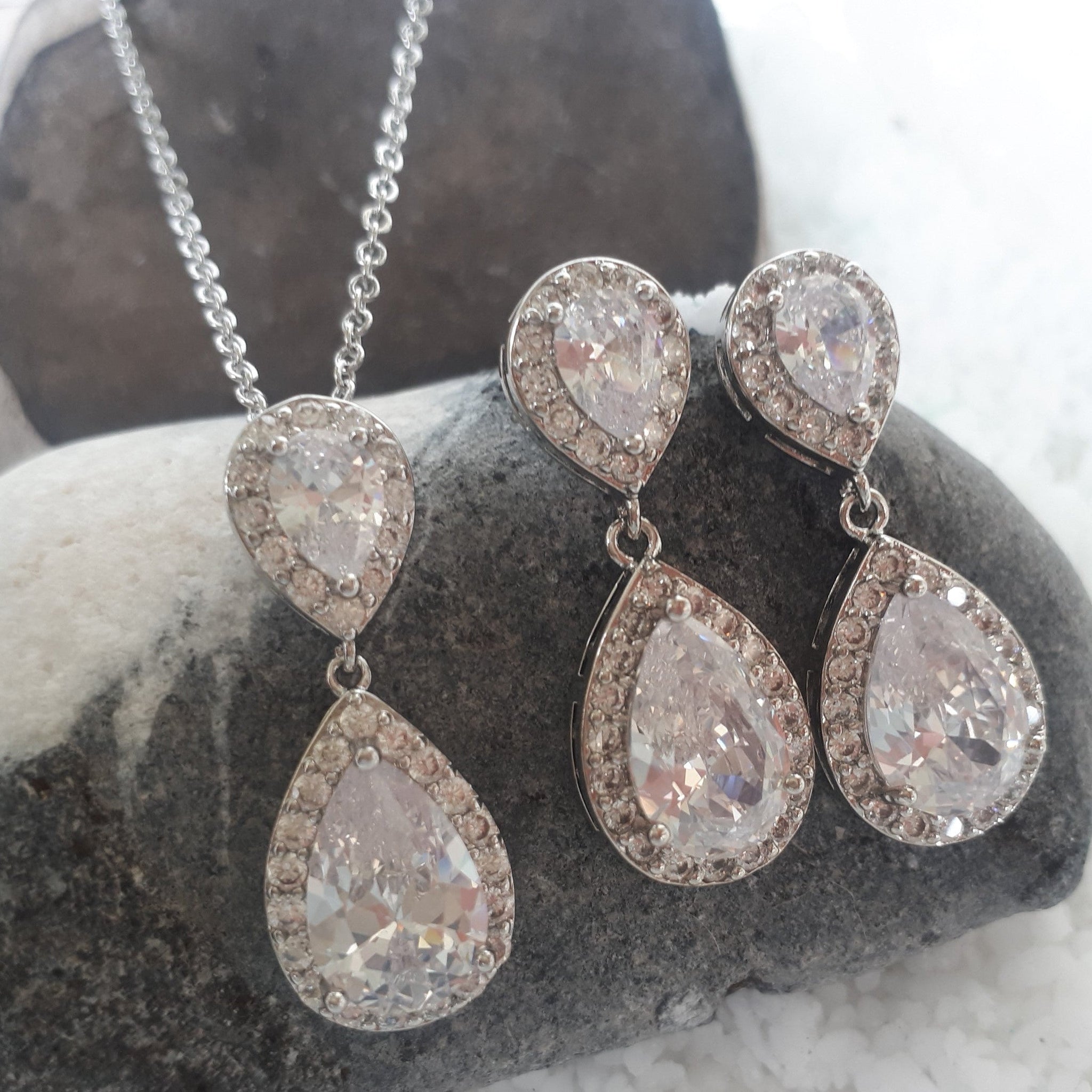 Jules Bridal - Jodie, Silver Teardrop Crystal Jewellery Set