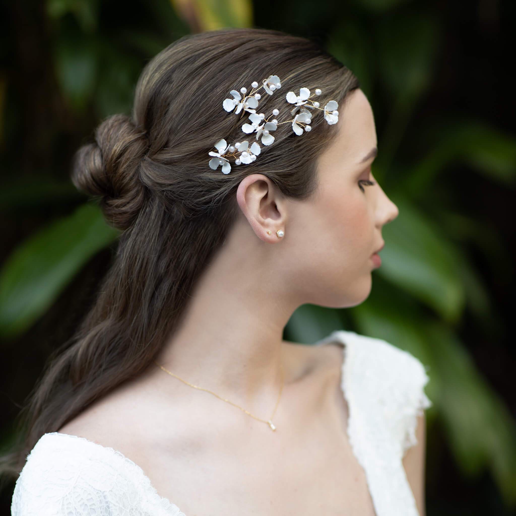 Jules Bridal - Nairna, Floral Hair Pin Set in Gold with Pearls