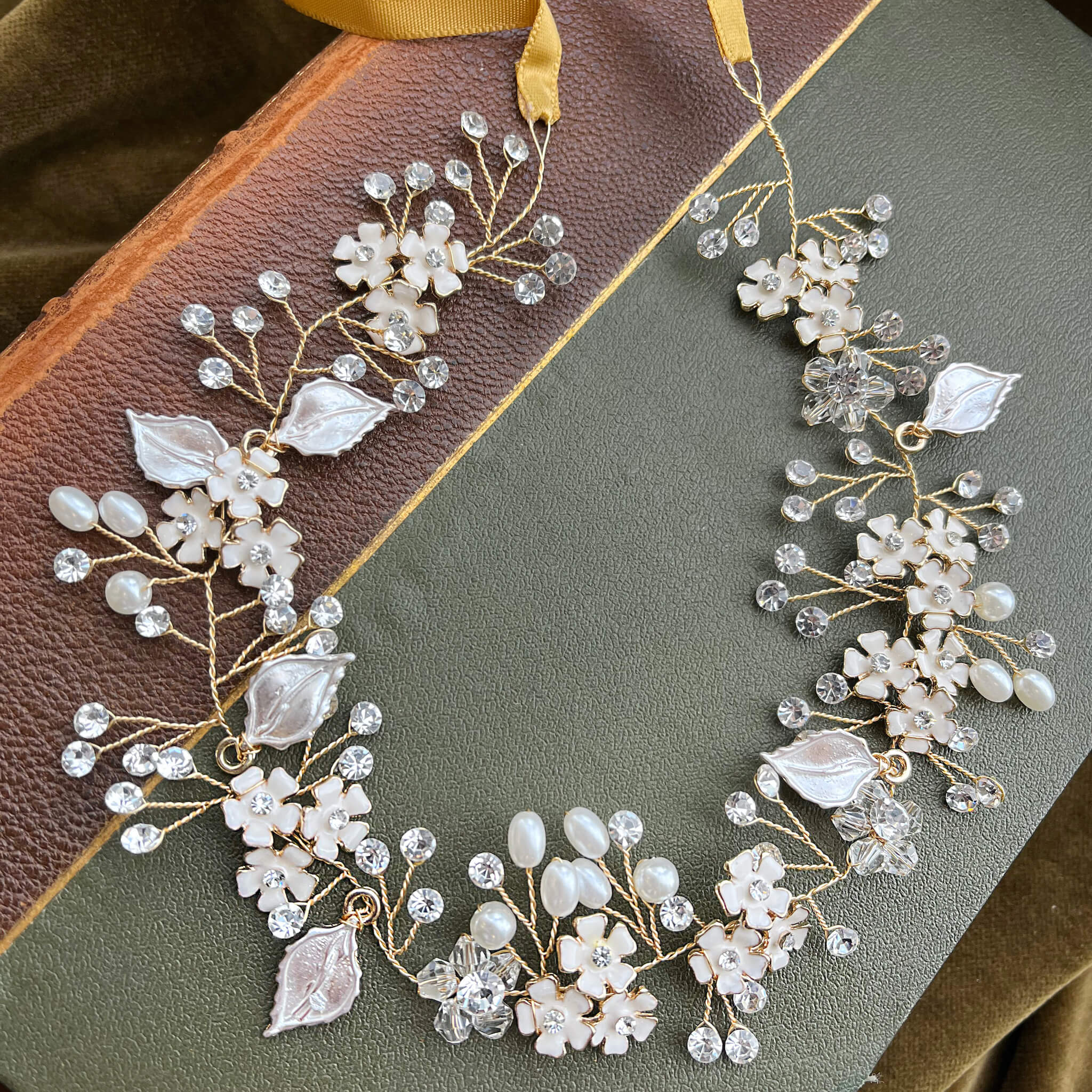 Jules Bridal - Wilde, Leaf, Crystal and Pearl Hair Vine