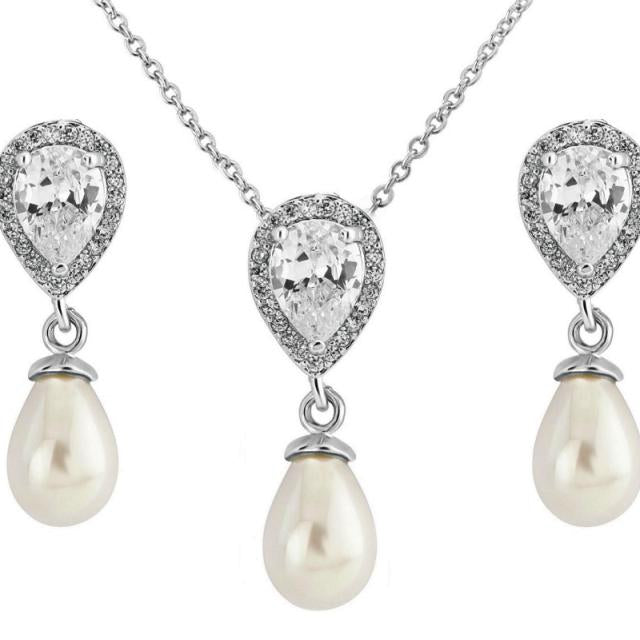 Jules Bridal - Alisha, Teardrop Pearl Silver Set