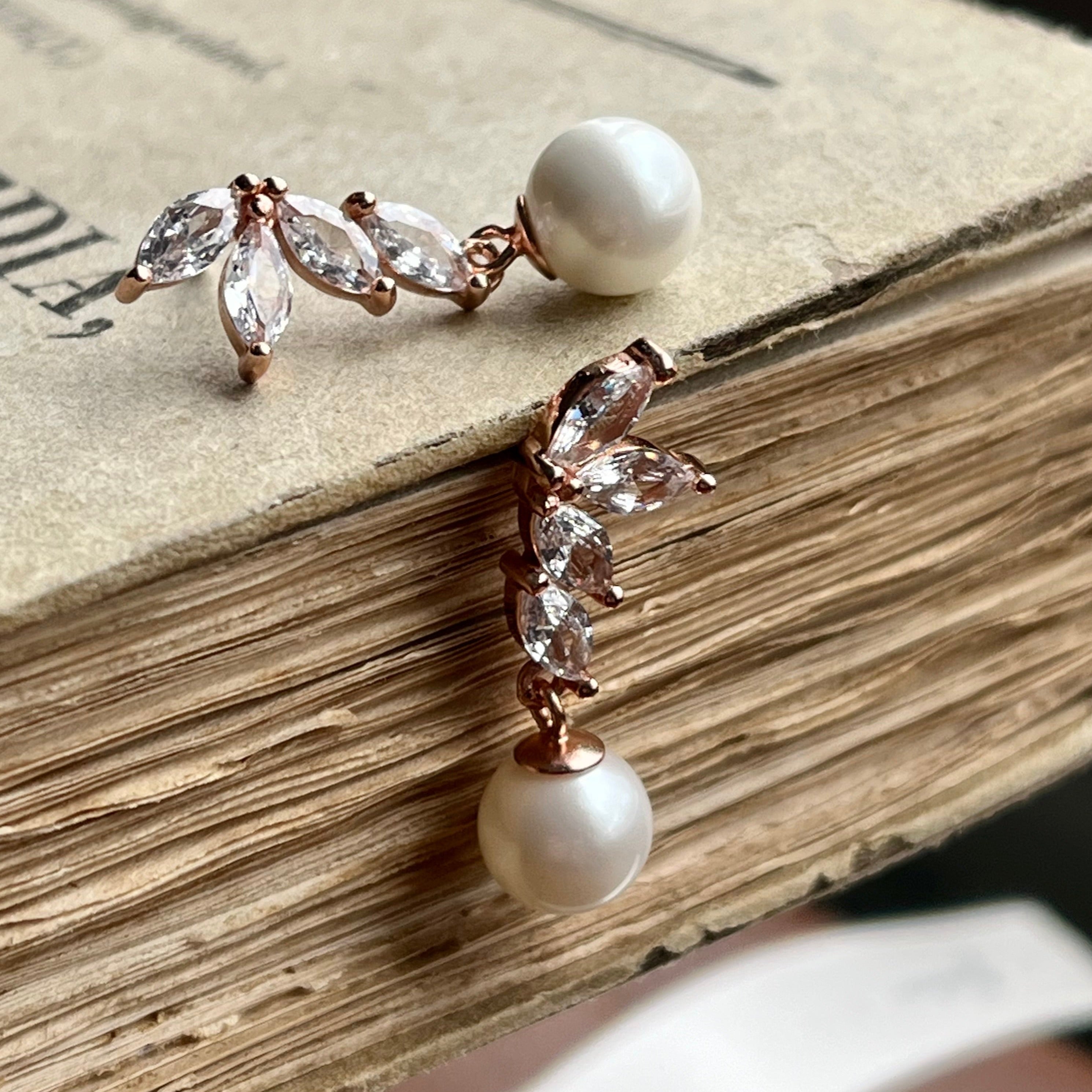 ◆VINTAGE HOLLYWOOD◆ Rose Pearl Earrings VH2435EA004M Hoop vintage earrings pearl earrings with rose gold