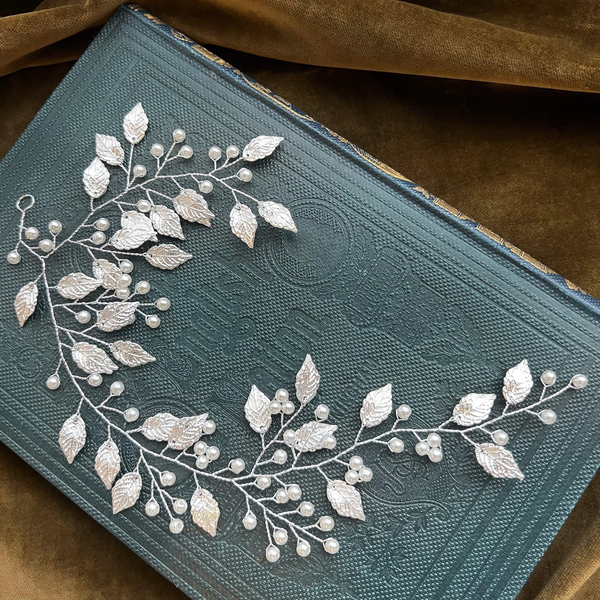 Jules Bridal - Liana, Silver Leaf Hair Vine with Pearls
